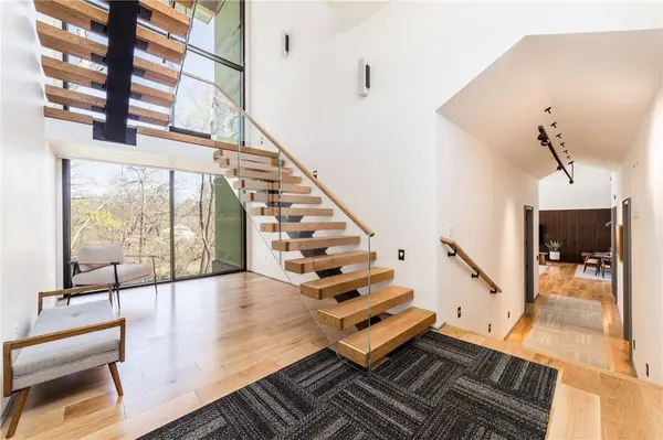 1104 N Fillmore St, Bentonville, AR 72712