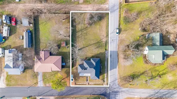 195 N A St, Centerton, AR 72719