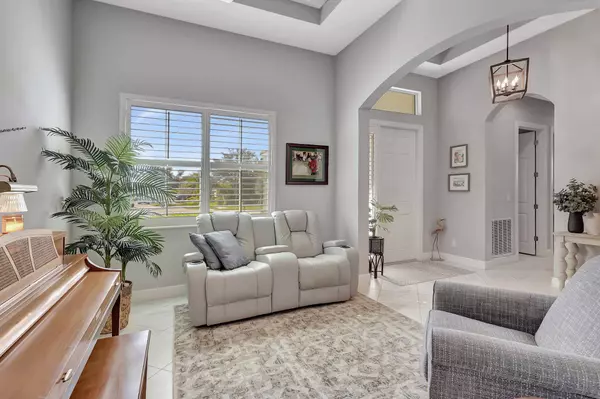 10879 SW Visconti WAY, Port Saint Lucie, FL 34986