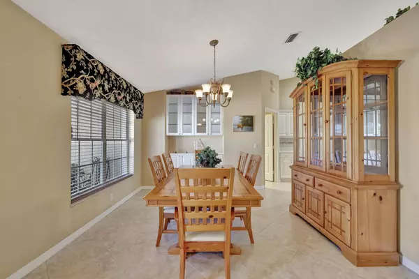 4395 Gator Trace LN, Fort Pierce, FL 34982