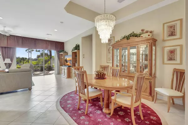 8929 First Tee RD, Port Saint Lucie, FL 34986