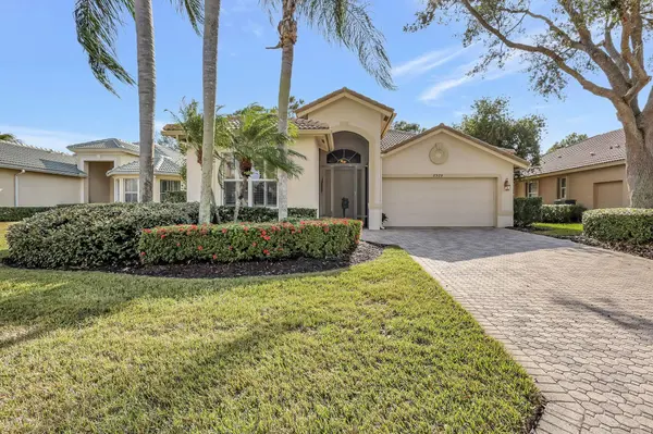 8929 First Tee RD, Port St Lucie, FL 34986