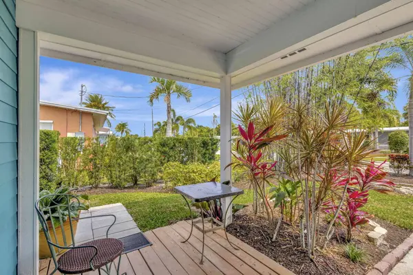 2940 SE Treasure Island RD, Port St Lucie, FL 34952