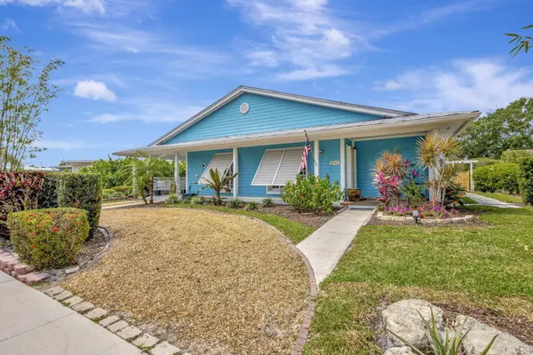 2940 SE Treasure Island RD, Port St Lucie, FL 34952