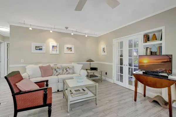 2940 SE Treasure Island RD, Port St Lucie, FL 34952