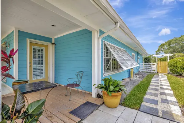 2940 SE Treasure Island RD, Port St Lucie, FL 34952