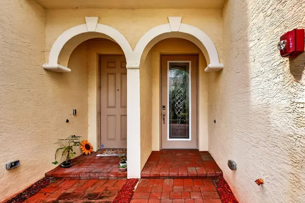9654 SW Purple Martin WAY, Stuart, FL 34997