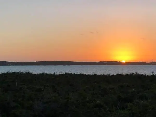 5.67 ACRE WATERFRONT LOT Long Island,