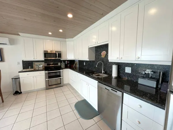 41 OCEAN VIEW DRIVE Long Island,