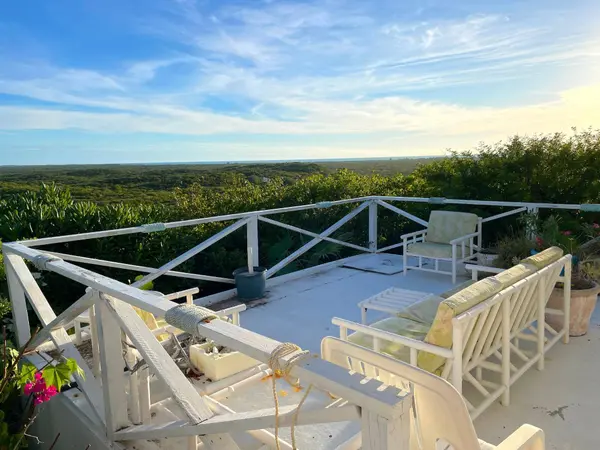 3/1 HOME   POOL/GARAGE Long Island,