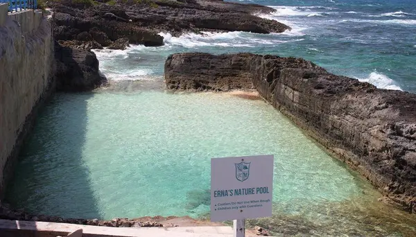STELLA MARIS Long Island,