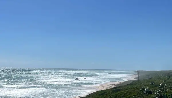 3.67 ACRE WITH BEACHFRONT Long Island,