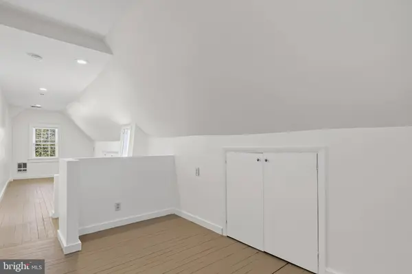 4205 38TH ST NW, Washington, DC 20016