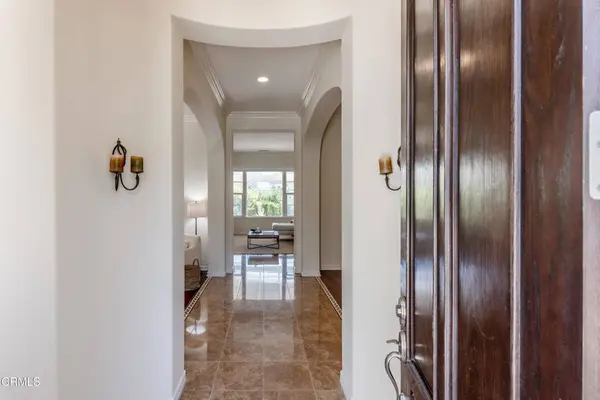 219 Via Rebecca, Thousand Oaks, CA 91320