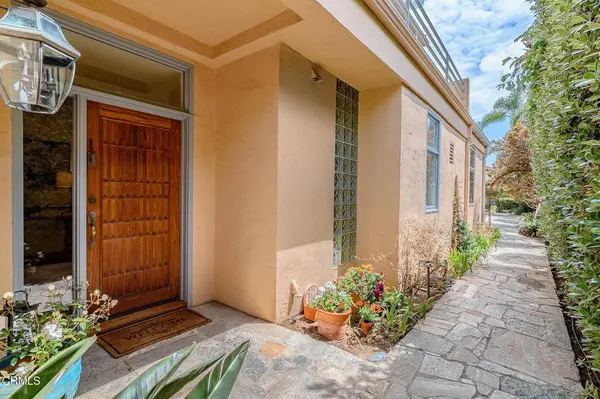 101 Rios CT, Solana Beach, CA 92075