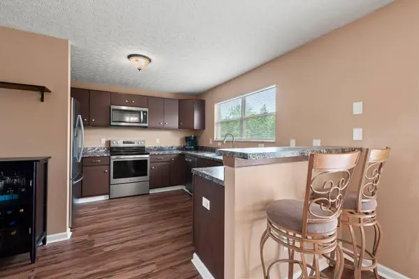 425 Kestrel Drive, Blacklick, OH 43004