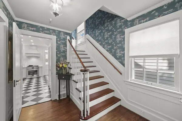 525 E 5th Avenue, Lancaster, OH 43130