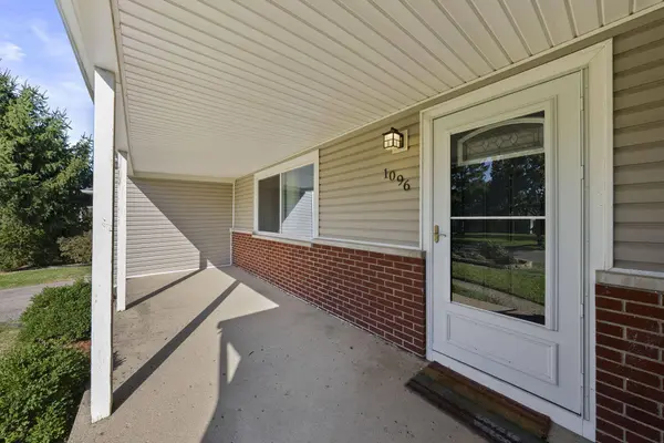 1096 S Harris Avenue, Columbus, OH 43204