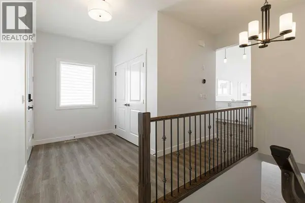 125 Monarch Bend NW, Rural Rocky View County, AB T3Z0K4