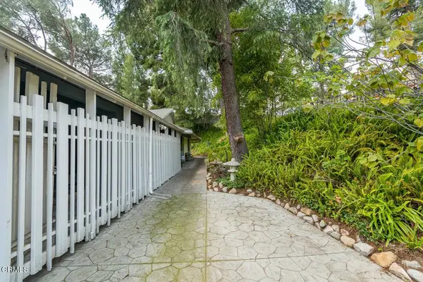 10534 Colebrook ST, Shadow Hills, CA 91040
