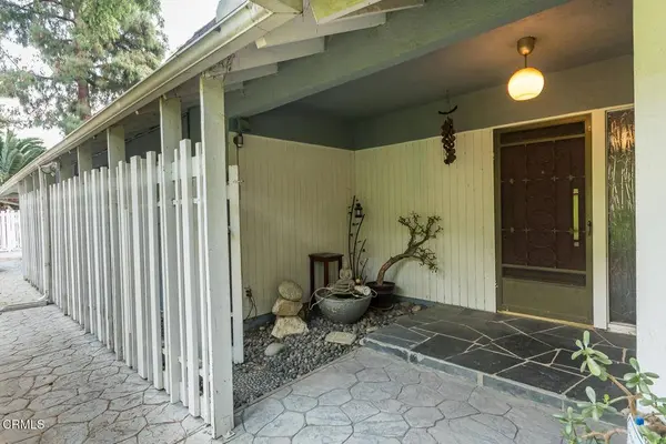 10534 Colebrook ST, Shadow Hills, CA 91040