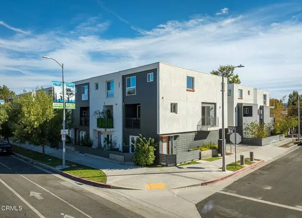 11594 Riverside DR, Valley Village, CA 91607