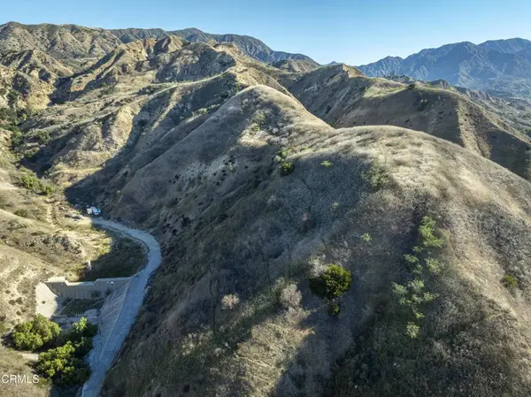 9701 Foothill BLVD, Lakeview Terrace, CA 91342