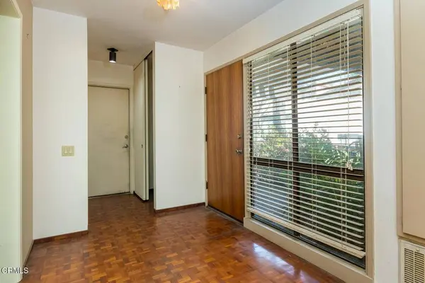 5 Faircliff CT, Glendale, CA 91206