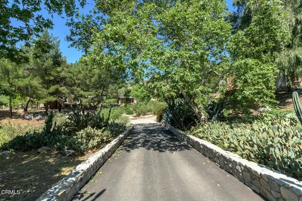 11461 Riverwood DR, Sunland, CA 91040