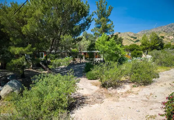 11461 Riverwood DR, Sunland, CA 91040