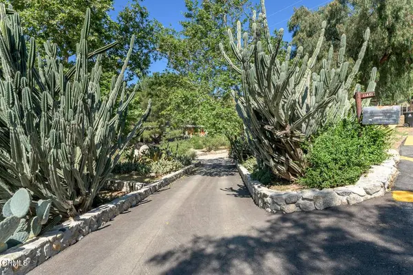 11461 Riverwood DR, Sunland, CA 91040