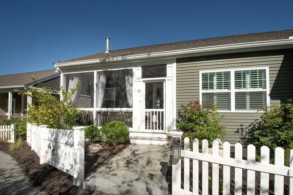 28 Hatherly Rise #28, Plymouth, MA 02360