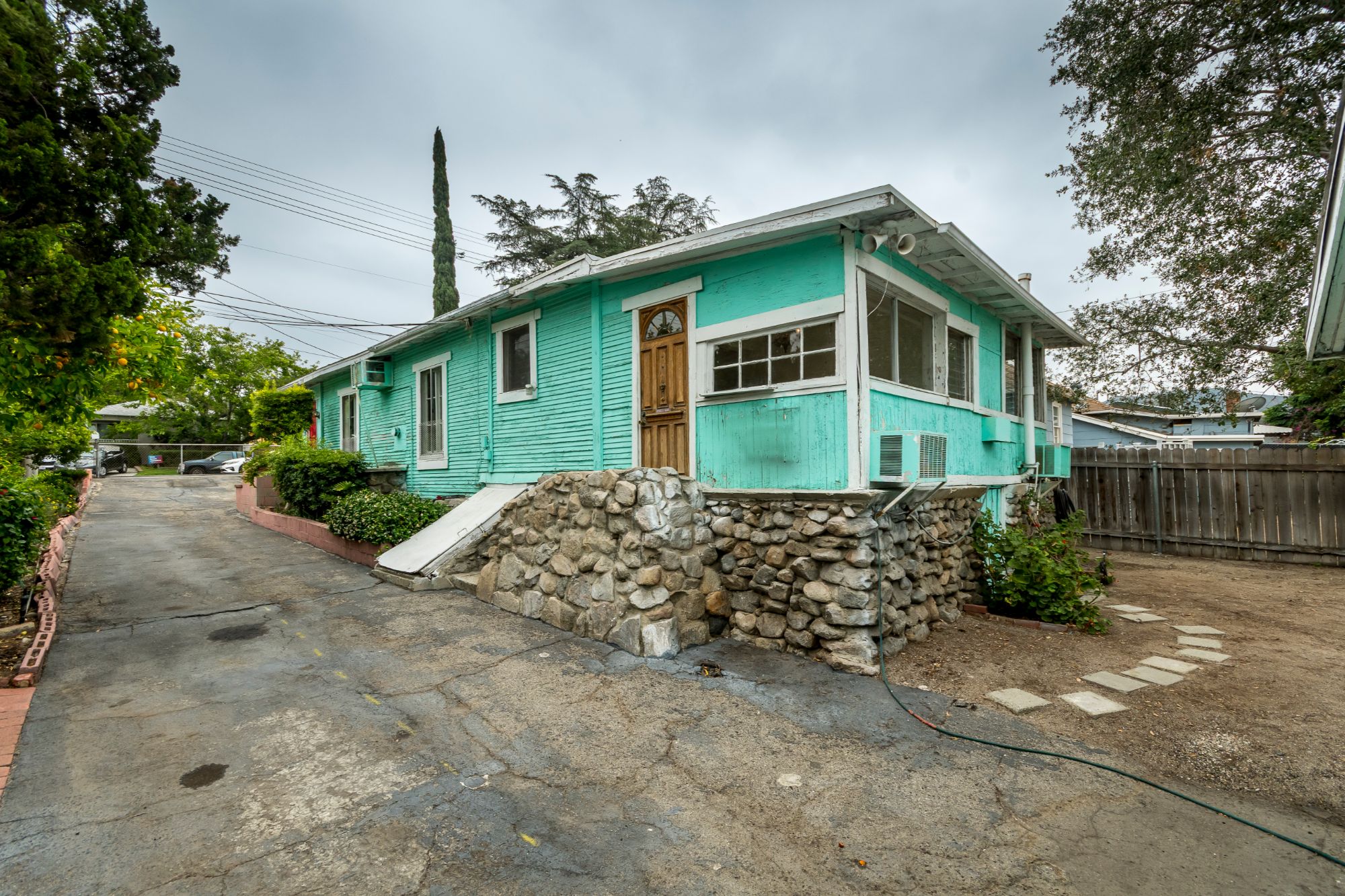 028_10645 Mount Gleason Ave_GYP