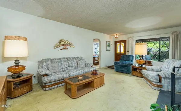 2440 Mountain AVE, La Crescenta, CA 91214