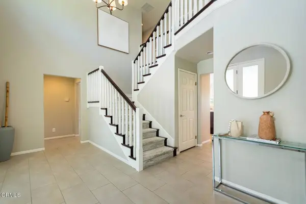 2320 Mountain AVE, La Crescenta, CA 91214