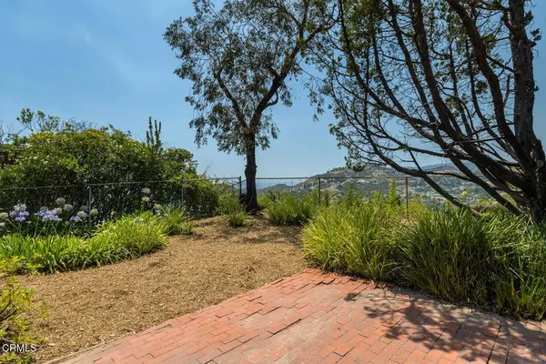 3810 San Augustine DR, Glendale, CA 91206