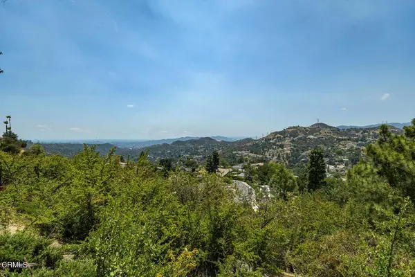 3810 San Augustine DR, Glendale, CA 91206