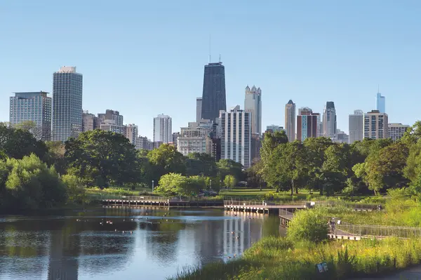Neighborhood Image - Lincoln Park