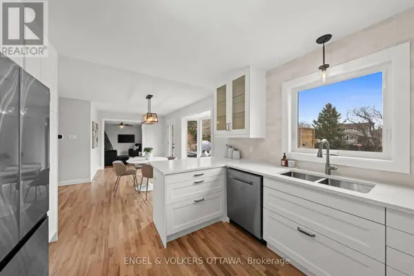 129 CORVINELLI CRESCENT, Russell, ON K4R1G4