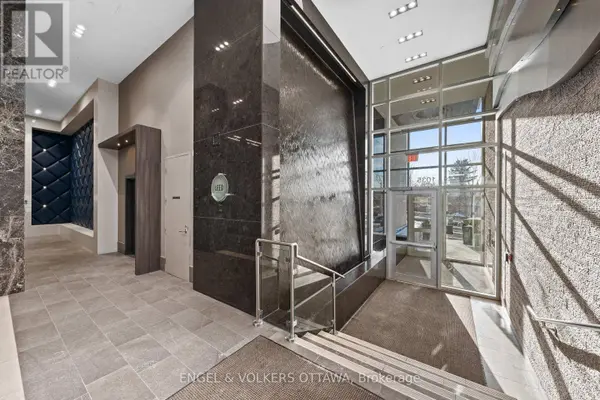 1035 Bank ST #110, Ottawa, ON K1S5K3