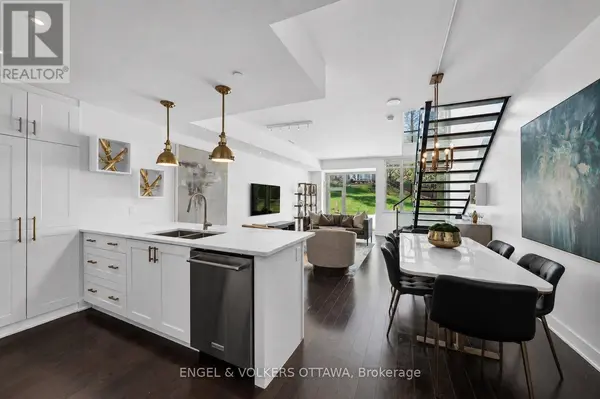 1035 Bank ST #110, Ottawa, ON K1S5K3