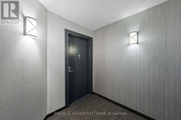 1500 Riverside DR #1905, Ottawa, ON K1G4J4