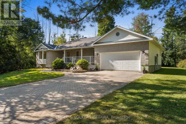 8 BLACK WALNUT ROAD, North Grenville, ON K0G1J0
