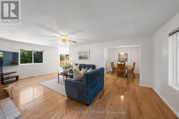 8 BLACK WALNUT ROAD, North Grenville, ON K0G1J0