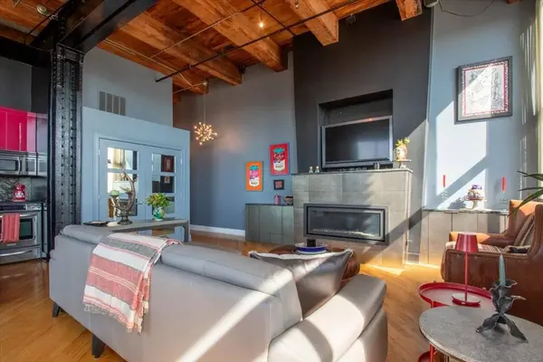 2614 N Clybourn AVE #301, Chicago, IL 60614