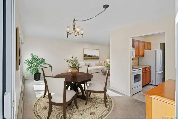 1149 Rockland Ave #108, Victoria, BC V8V 4T5