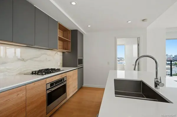 363 Tyee Rd ##609, Victoria, BC V9A 0B5