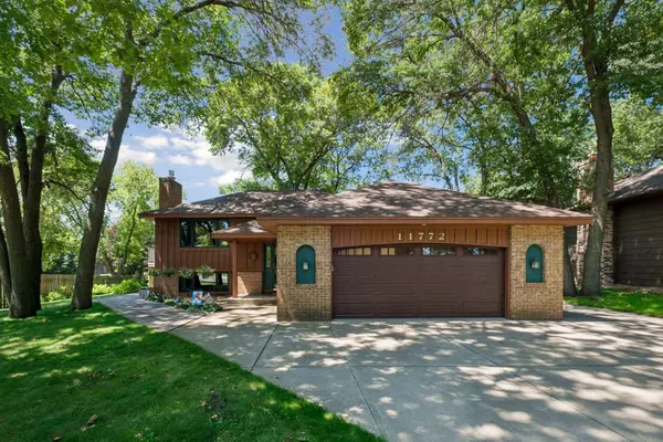 11772 Able ST NE, Minneapolis, MN 55434