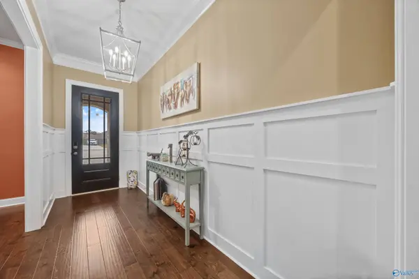 118 Creekmound Drive, Huntsville, AL 35806