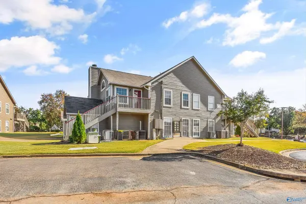 112 Waters Edge Lane, Madison, AL 35758